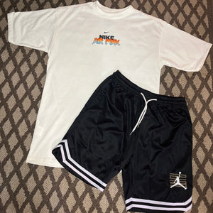 Conjunto: Remera Nike (AirMax) + Short Nike Jordan